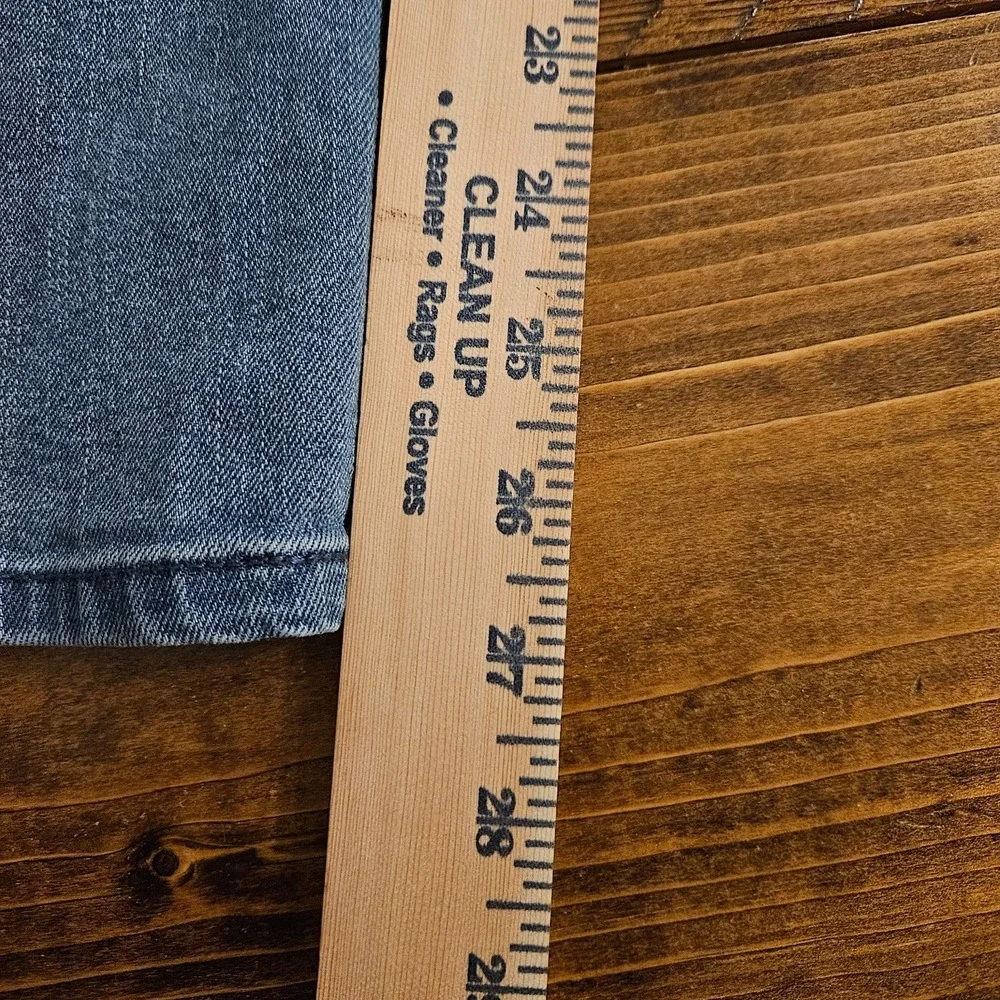 Levis trendy levi